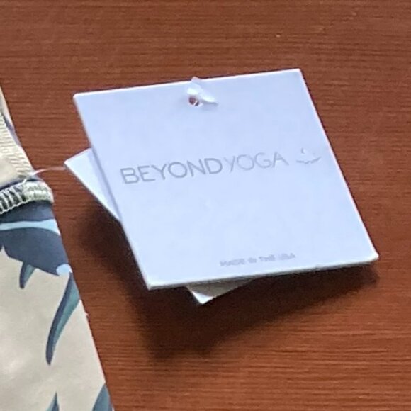 NWT, BEYOND YOGA, Size M, Sunrise Yellow with floral print - Picture 4 of 6